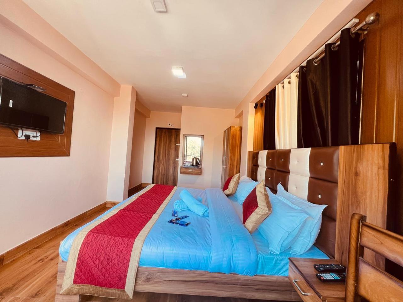 Hotel The Canadian With Jungle View, Near Dalhousie Bus Stand Banikhet المظهر الخارجي الصورة