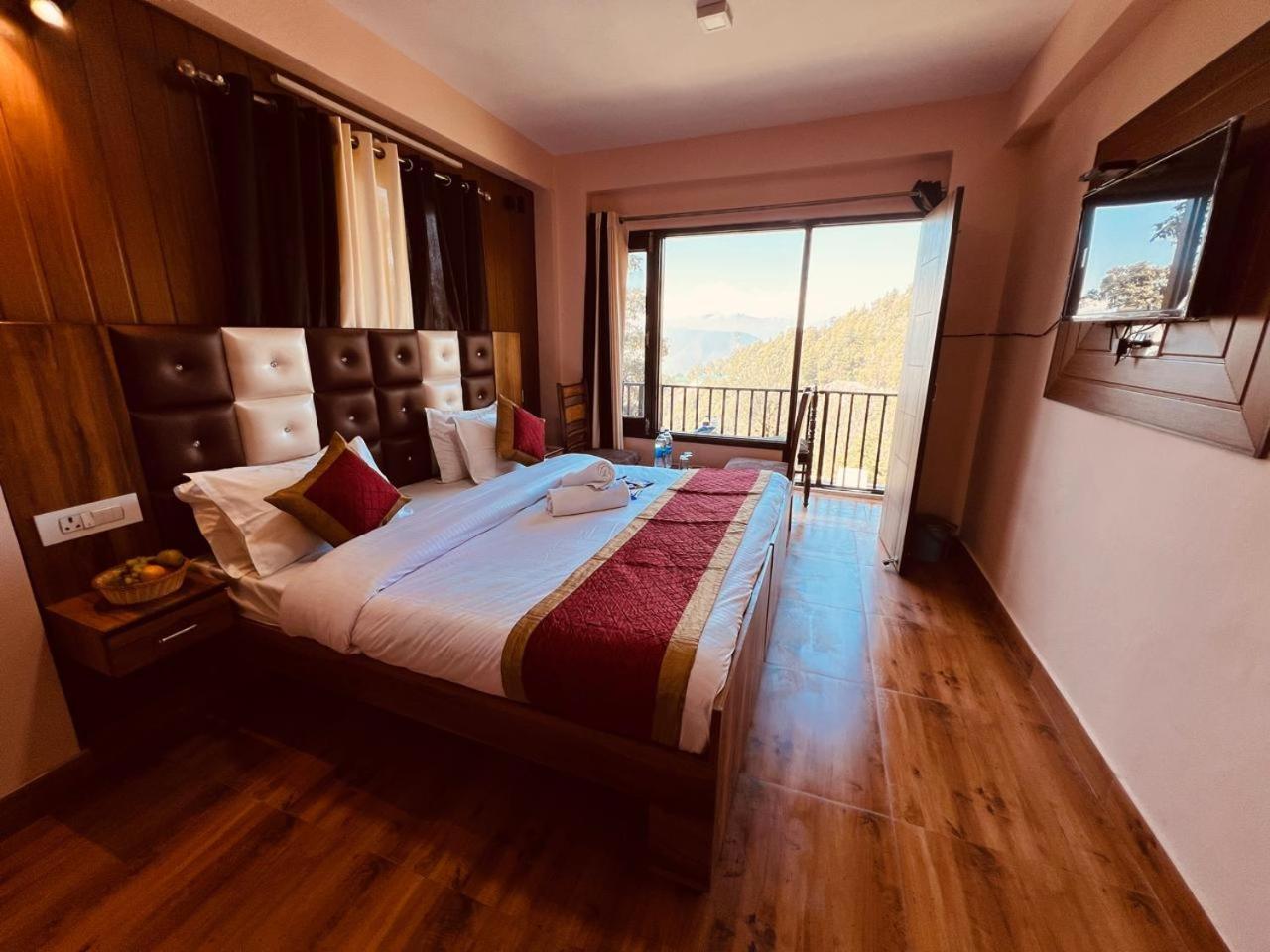Hotel The Canadian With Jungle View, Near Dalhousie Bus Stand Banikhet المظهر الخارجي الصورة