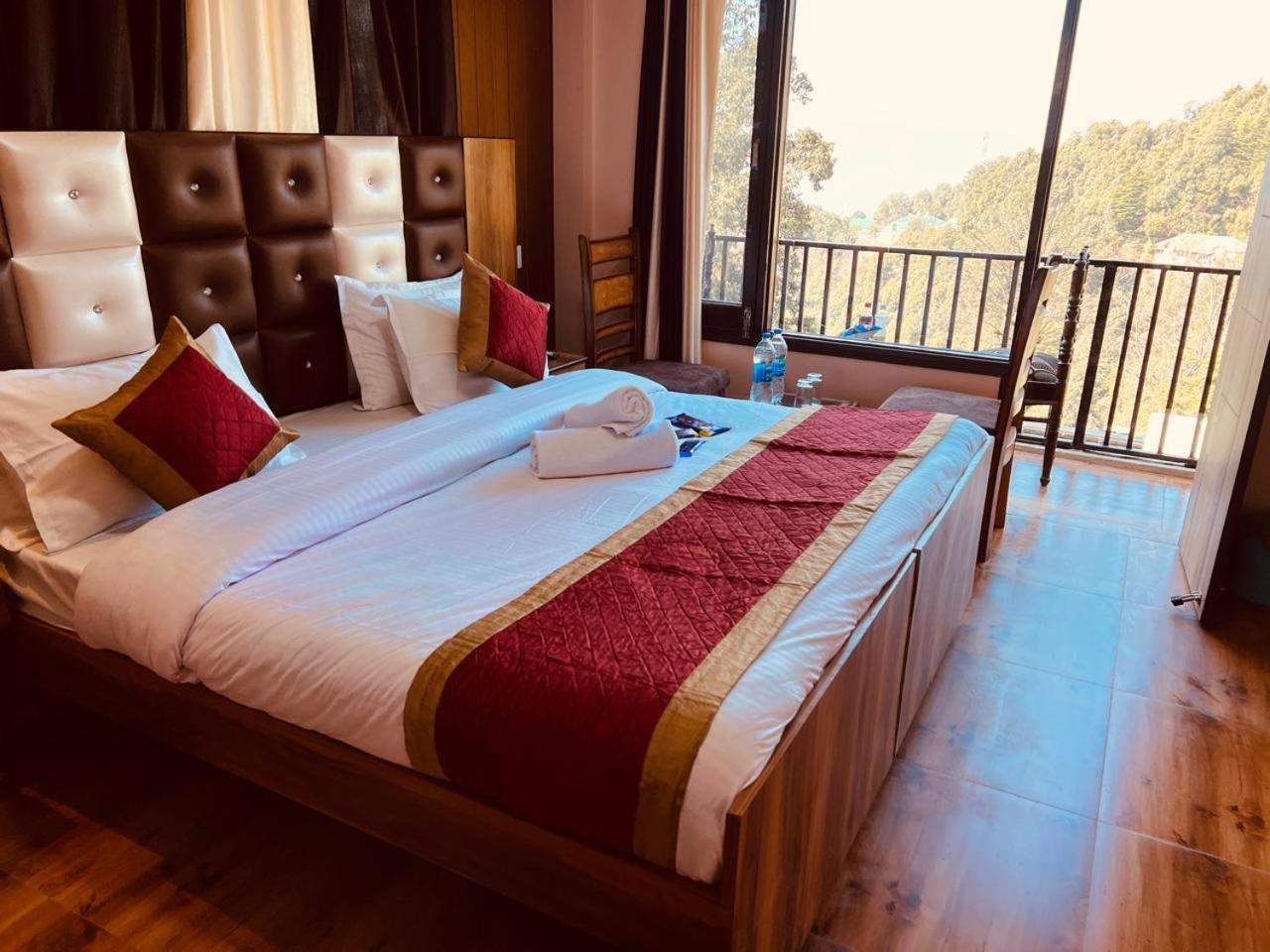 Hotel The Canadian With Jungle View, Near Dalhousie Bus Stand Banikhet المظهر الخارجي الصورة